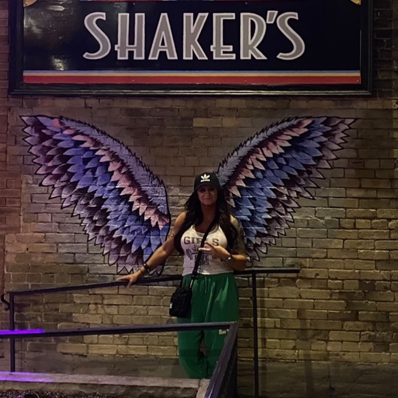 Meet your Posher, Sylvia - Picture 4 of 4